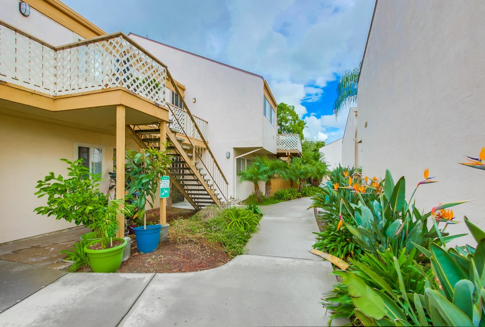 Virtual tour photo 6 of 29 for 4110 Mt Alifan Dr UNIT H