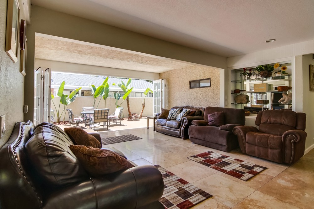 Virtual tour photo 12 of 87 for 4111 Bayard St