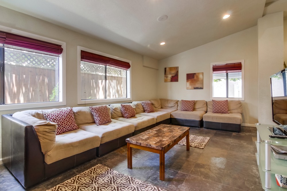 Virtual tour photo 21 of 87 for 4111 Bayard St