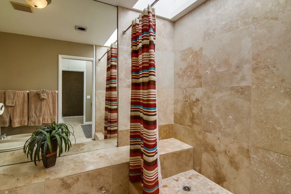 Virtual tour photo 46 of 87 for 4111 Bayard St