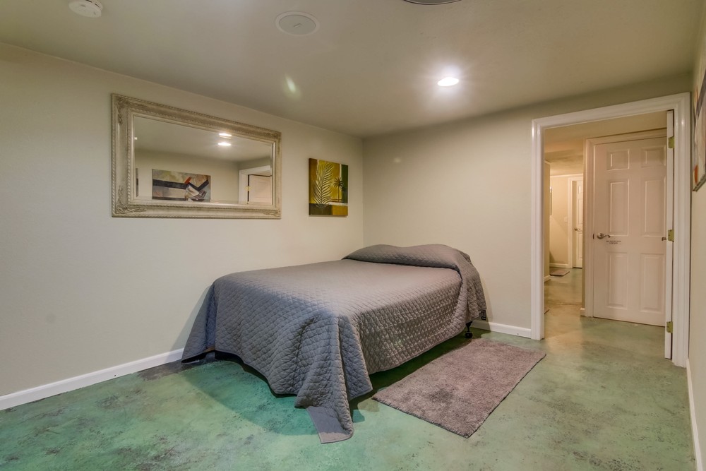 Virtual tour photo 59 of 87 for 4111 Bayard St