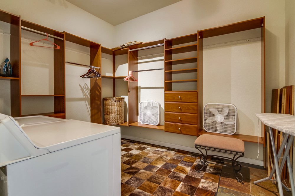 Virtual tour photo 71 of 87 for 4111 Bayard St