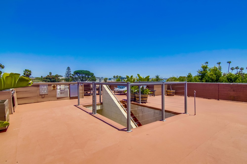 Virtual tour photo 80 of 87 for 4111 Bayard St