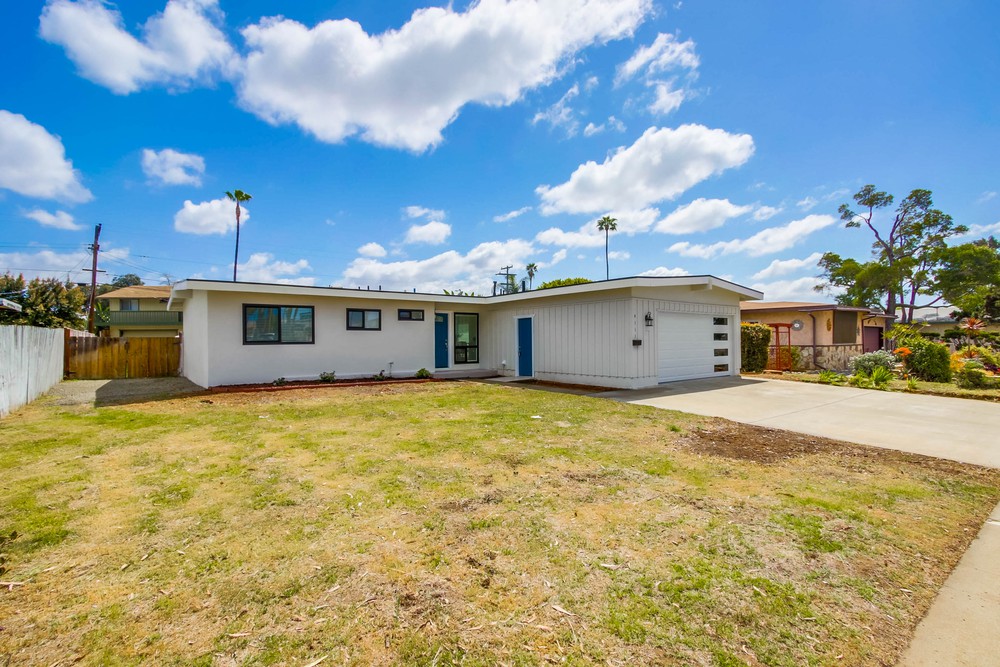 Virtual tour photo 1 of 41 for 4111 Clairemont Mesa Blvd