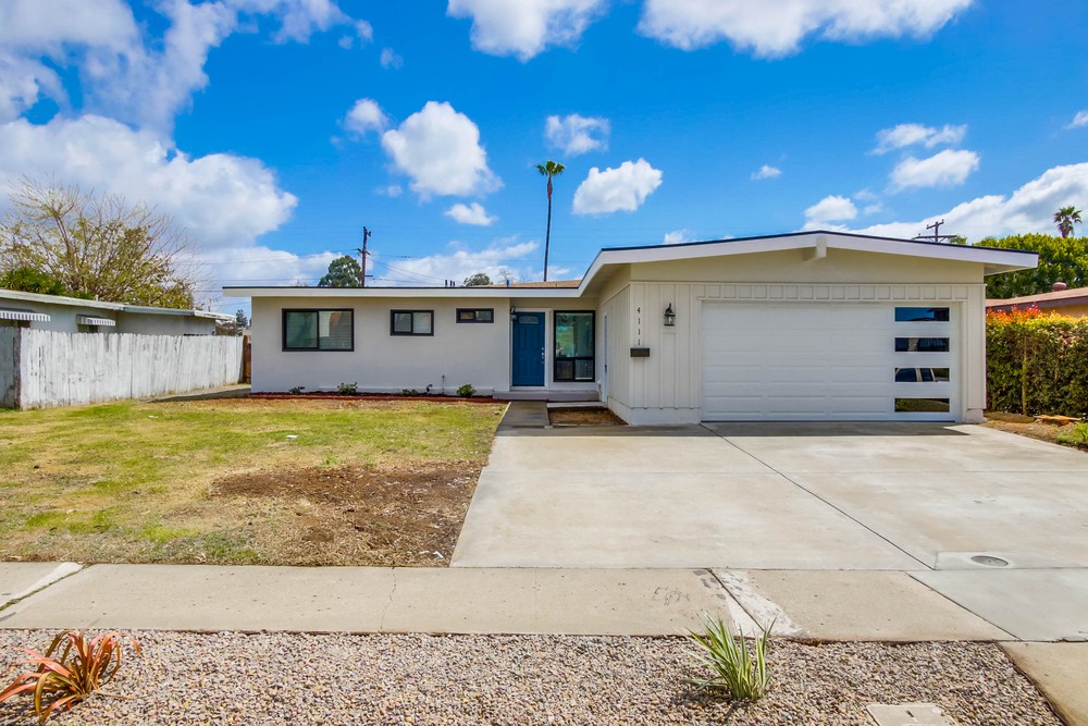 Virtual tour photo 3 of 41 for 4111 Clairemont Mesa Blvd