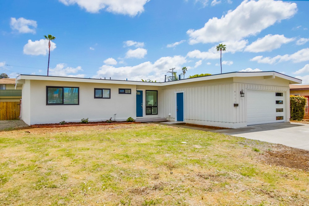 Virtual tour photo 5 of 41 for 4111 Clairemont Mesa Blvd