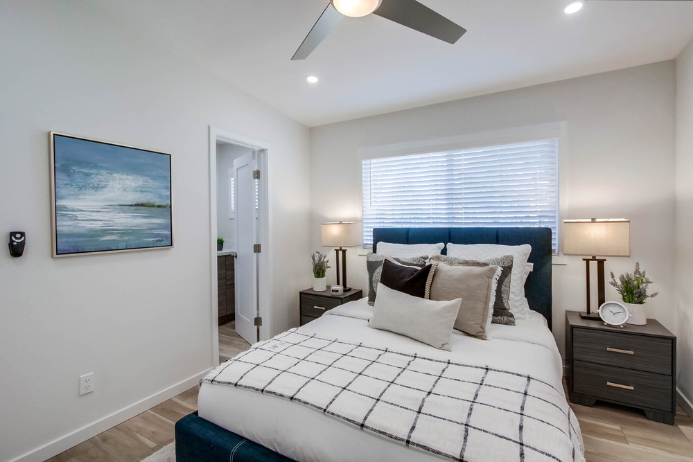 Virtual tour photo 19 of 41 for 4111 Clairemont Mesa Blvd