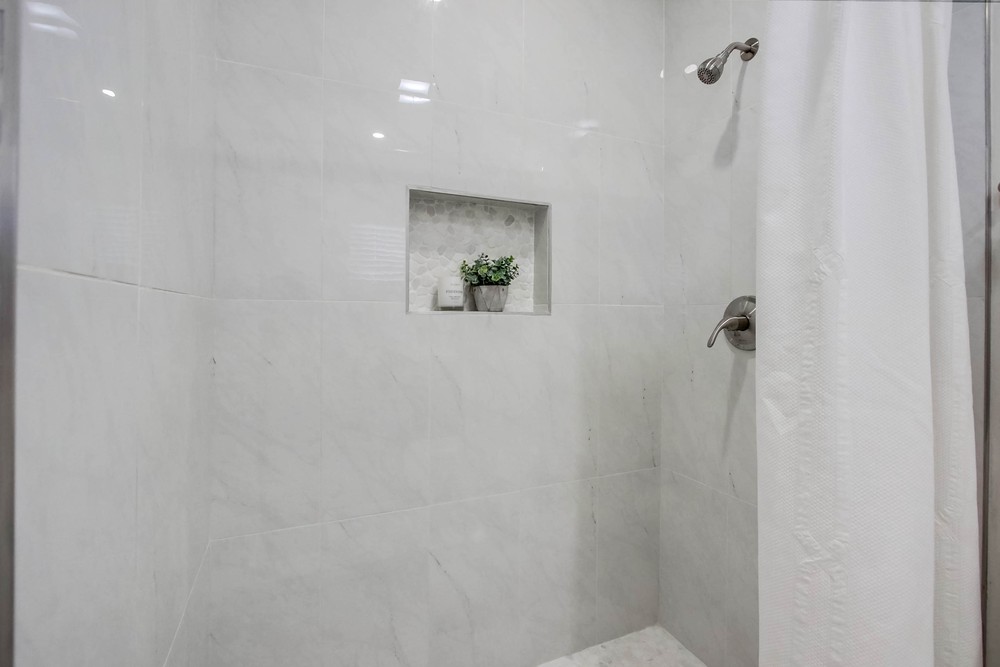 Virtual tour photo 22 of 41 for 4111 Clairemont Mesa Blvd