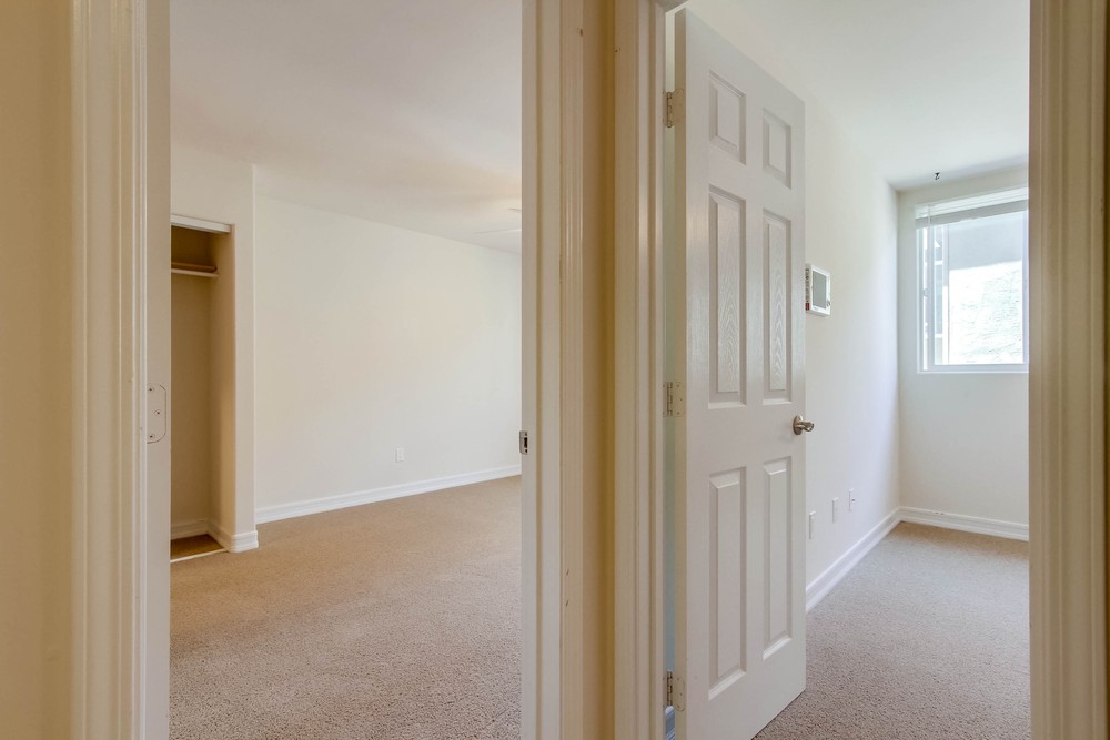 Virtual tour photo 26 of 44 for 4111 Illinois St UNIT 104