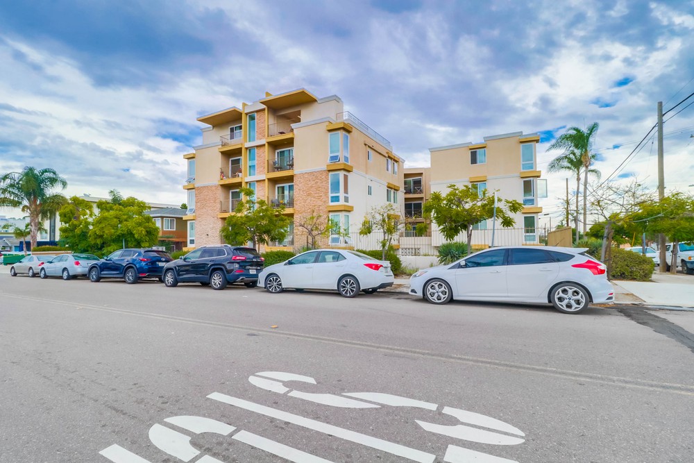 Virtual tour photo 3 of 29 for 4111 Illinois St UNIT 208