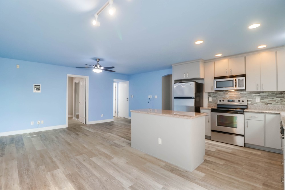 Virtual tour photo 9 of 29 for 4111 Illinois St UNIT 208
