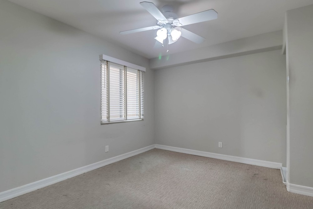 Virtual tour photo 16 of 29 for 4111 Illinois St UNIT 208