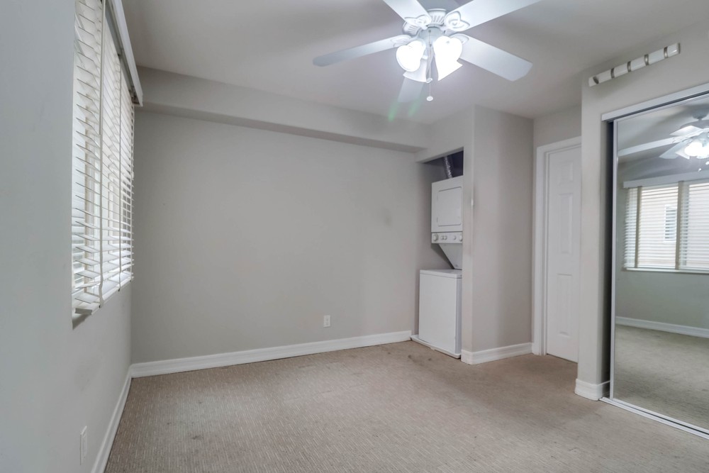 Virtual tour photo 17 of 29 for 4111 Illinois St UNIT 208