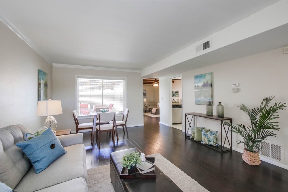 Virtual tour photo 10 of 52 for 4112 Genesee Ave