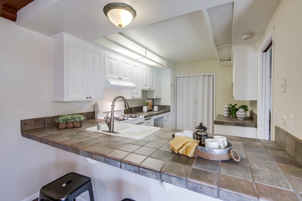 Virtual tour photo 17 of 52 for 4112 Genesee Ave