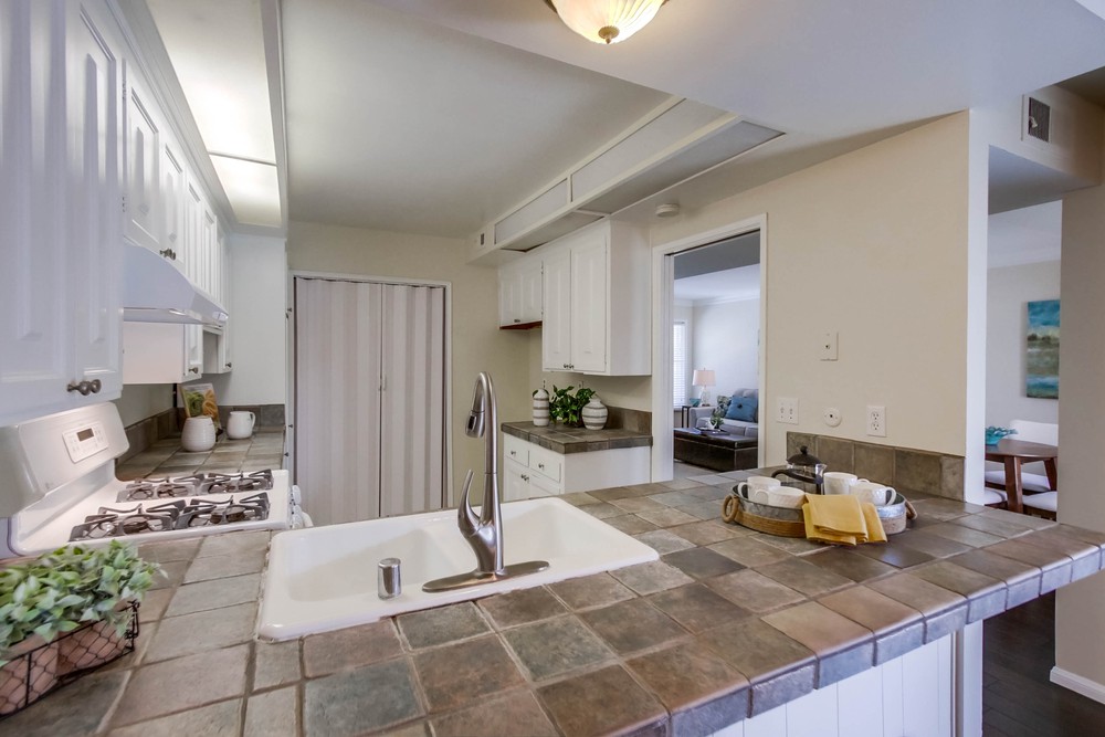 Virtual tour photo 18 of 52 for 4112 Genesee Ave