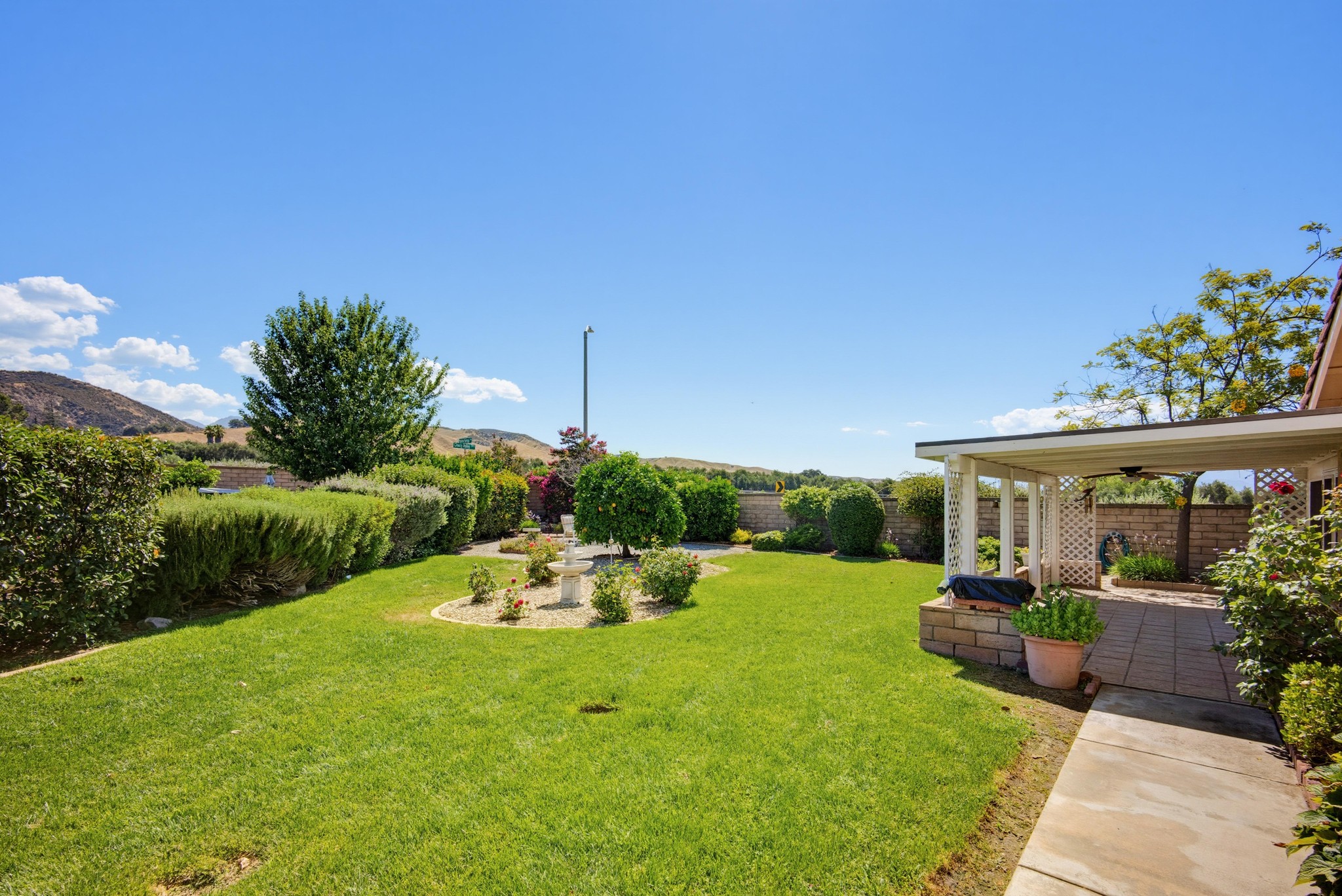 Virtual tour photo 11 of 63 for 41123 Round Hill Ct
