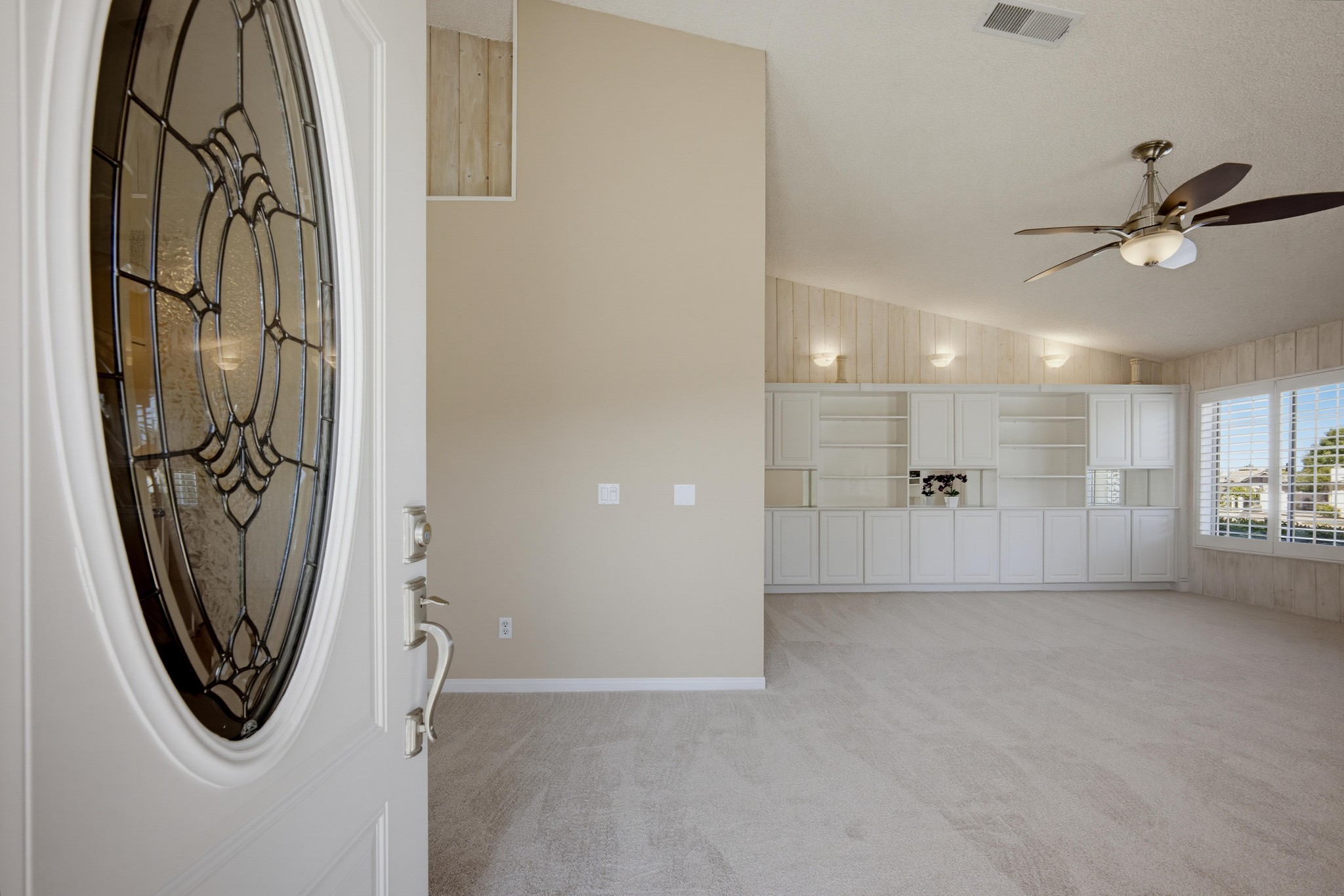 Virtual tour photo 15 of 63 for 41123 Round Hill Ct