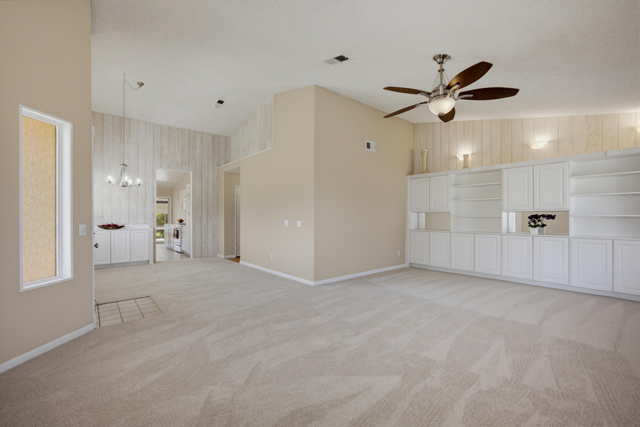Virtual tour photo 19 of 63 for 41123 Round Hill Ct