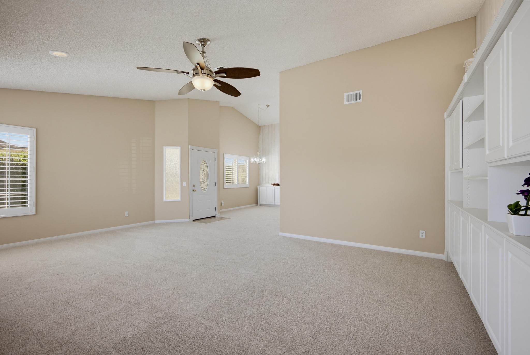 Virtual tour photo 20 of 63 for 41123 Round Hill Ct