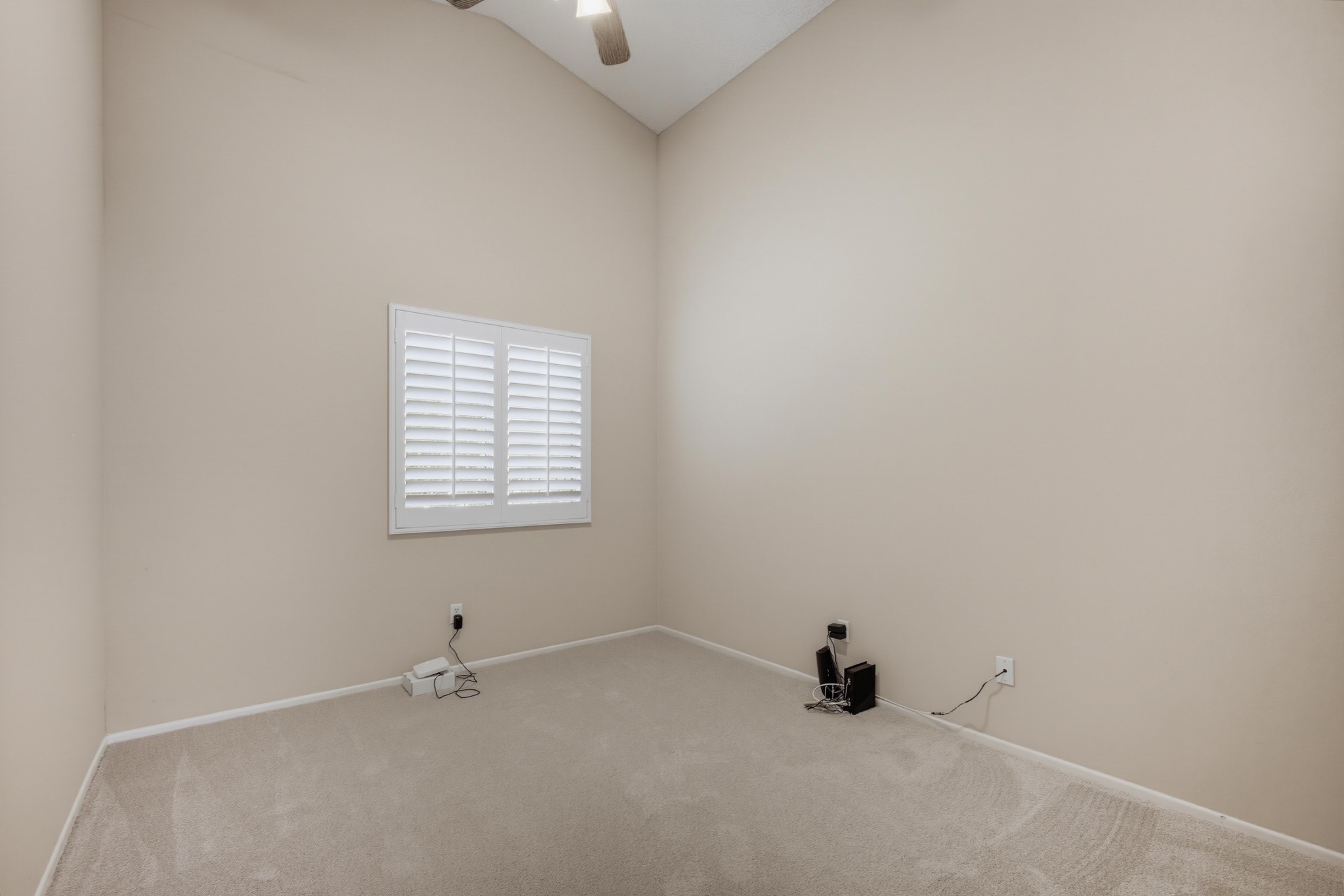 Virtual tour photo 38 of 63 for 41123 Round Hill Ct