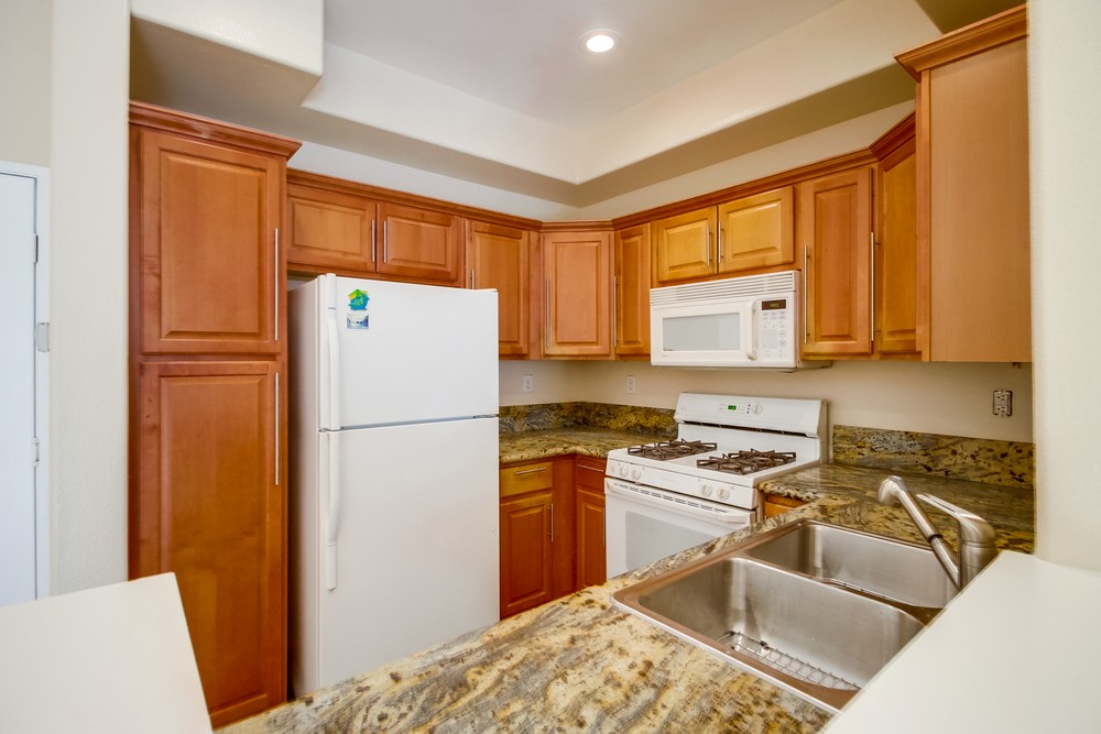 Virtual tour photo 9 of 31 for 4114 Via Candidiz #111