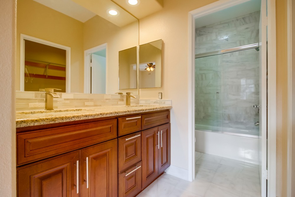 Virtual tour photo 20 of 31 for 4114 Via Candidiz #111