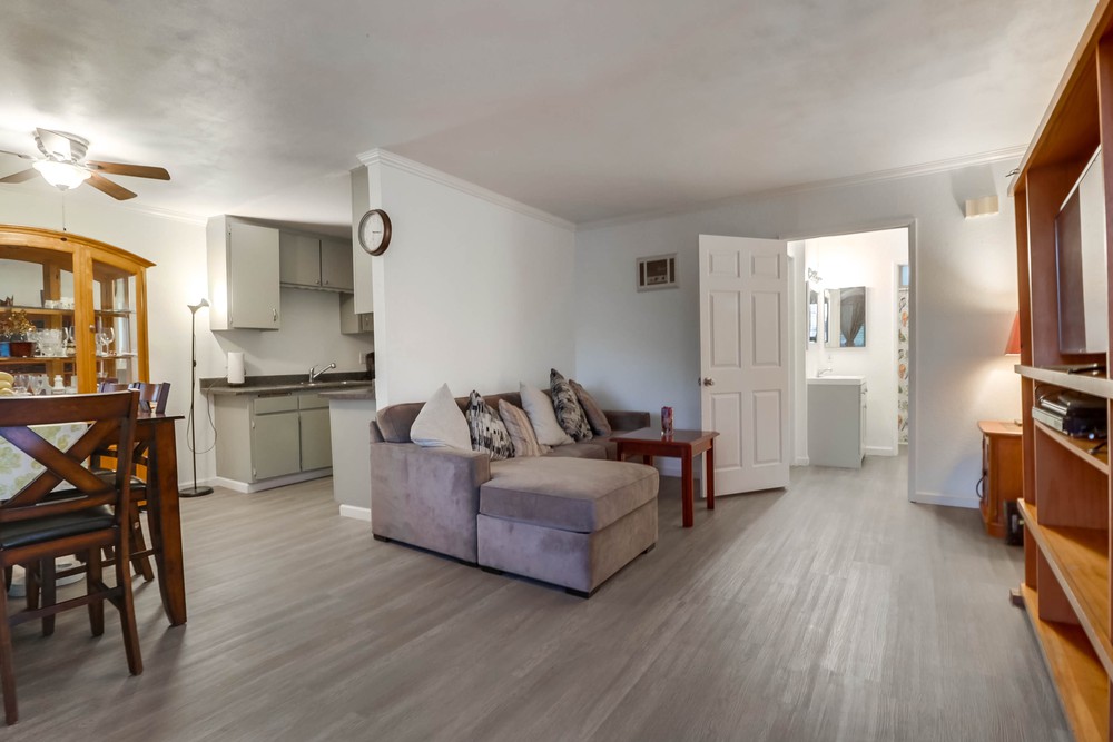 Virtual tour photo 10 of 34 for 4115 Cherokee Ave APT 6