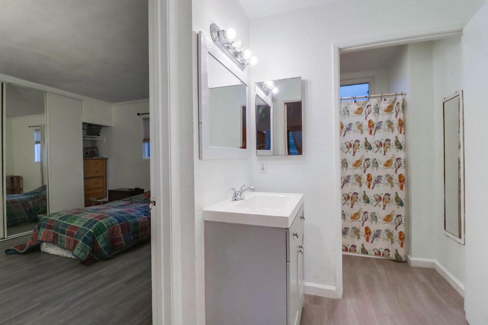 Virtual tour photo 24 of 34 for 4115 Cherokee Ave APT 6