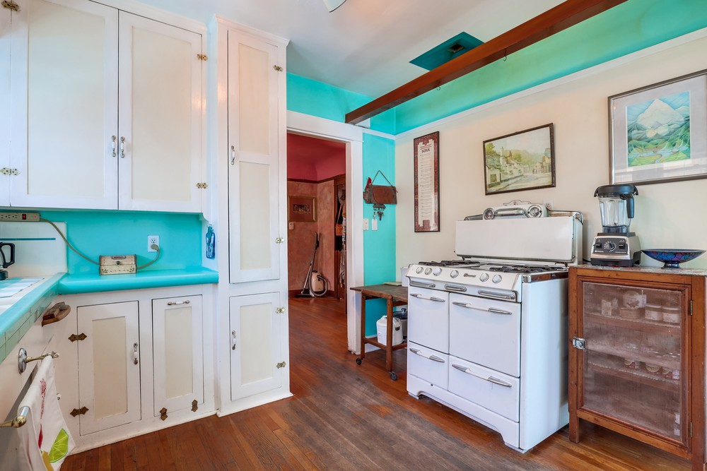 Virtual tour photo 14 of 47 for 4115 Mississippi St