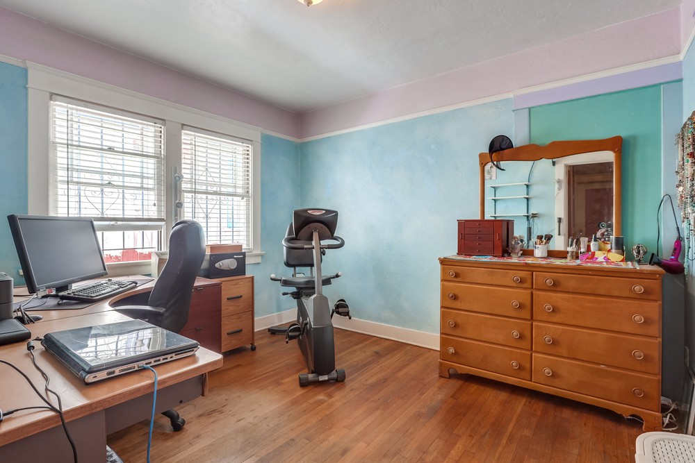 Virtual tour photo 17 of 47 for 4115 Mississippi St