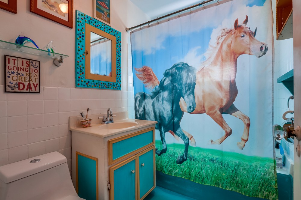 Virtual tour photo 20 of 47 for 4115 Mississippi St