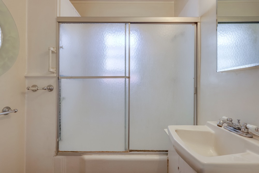 Virtual tour photo 32 of 47 for 4115 Mississippi St