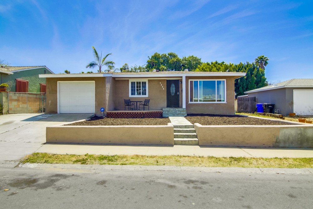 Virtual tour photo 1 of 33 for 4120 Loma Alta Dr