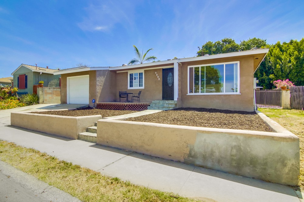 Virtual tour photo 3 of 33 for 4120 Loma Alta Dr