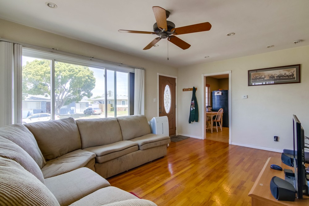 Virtual tour photo 14 of 33 for 4120 Loma Alta Dr