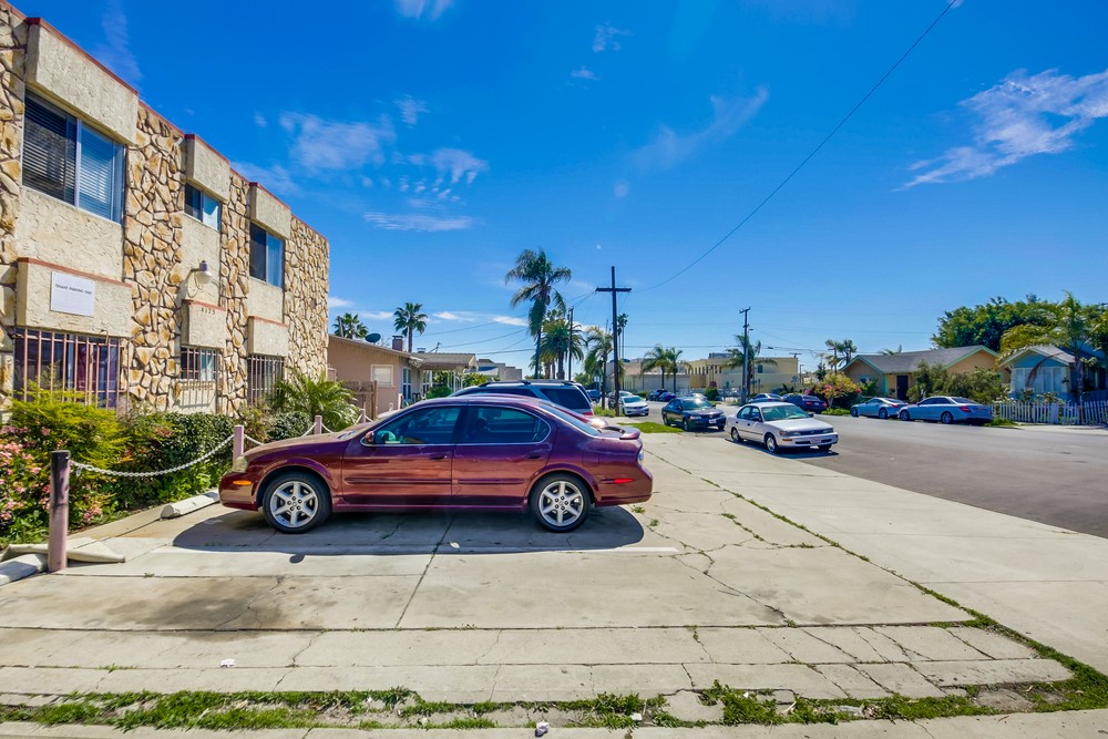 Virtual tour photo 7 of 23 for 4123 37th St
