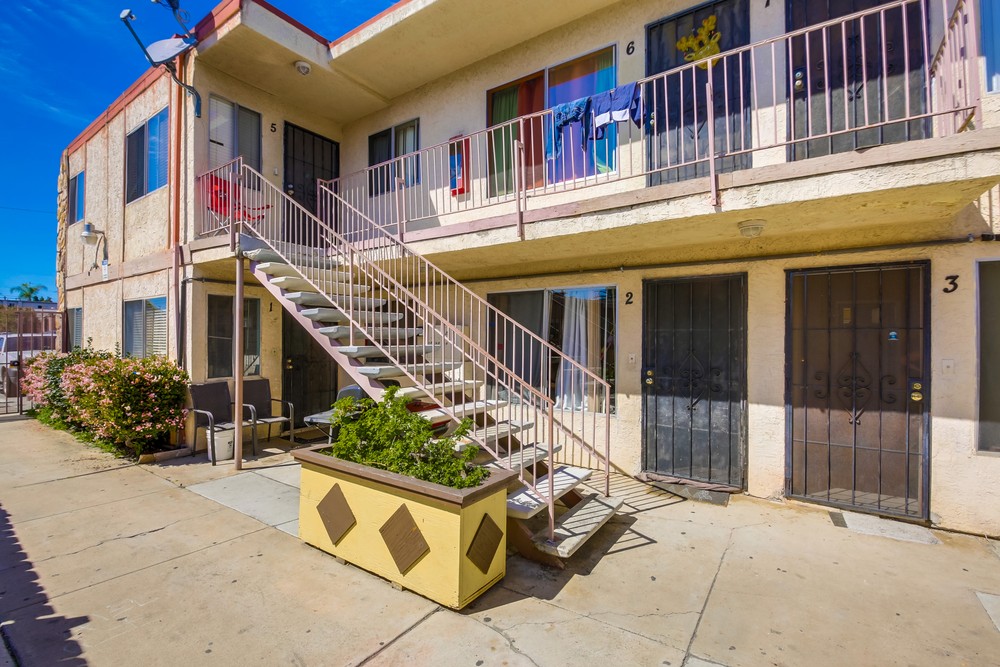 Virtual tour photo 11 of 23 for 4123 37th St