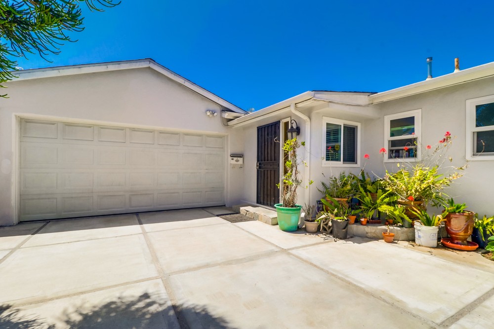 Virtual tour photo 6 of 41 for 4125 Chippewa Ct