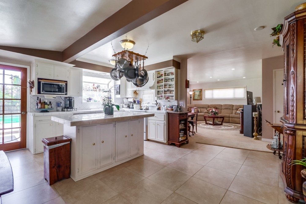 Virtual tour photo 12 of 41 for 4125 Chippewa Ct