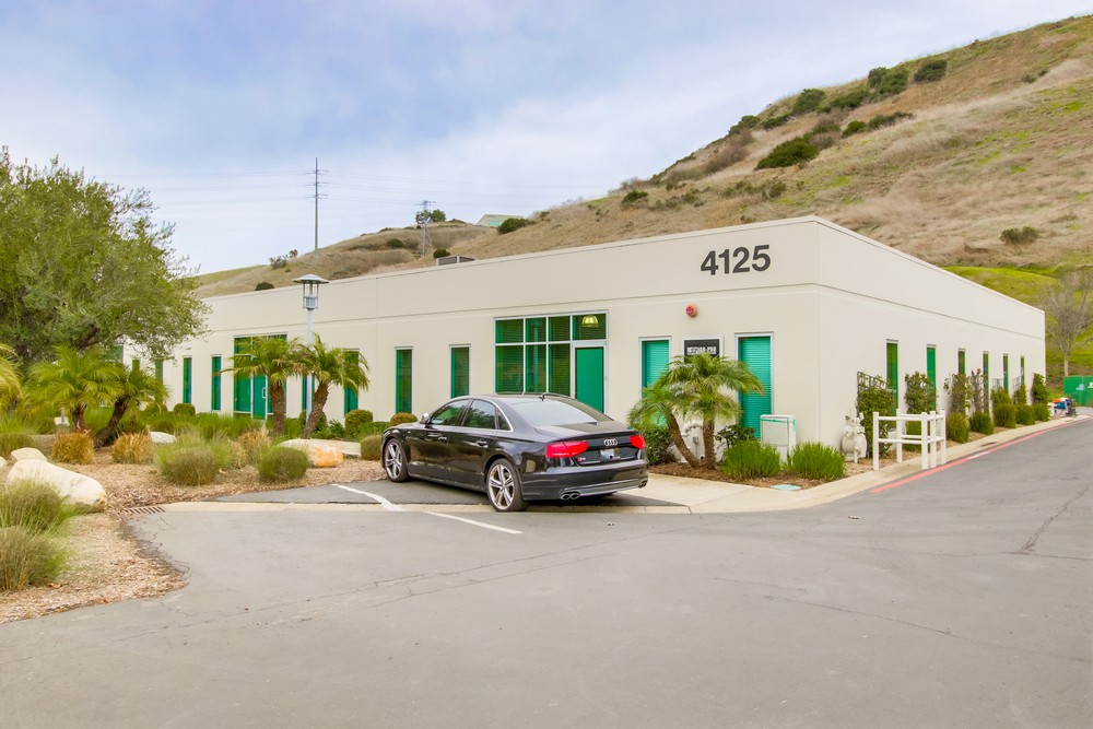 Virtual tour photo 5 of 25 for 4125 Sorrento Valley Blvd