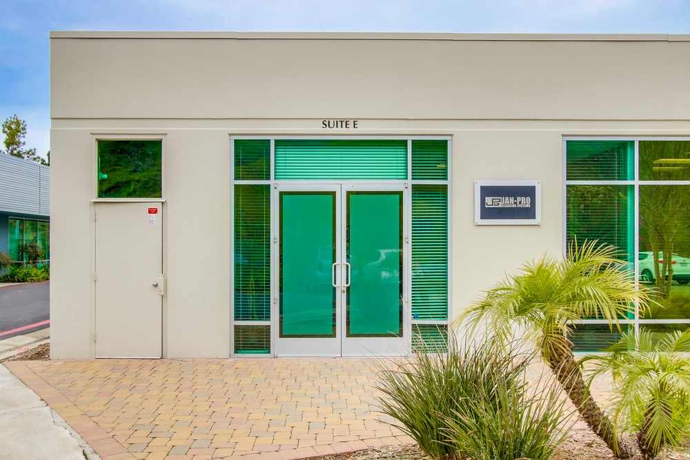 Virtual tour photo 9 of 25 for 4125 Sorrento Valley Blvd