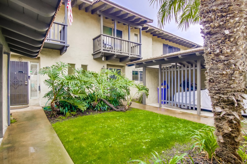 Virtual tour photo 5 of 52 for 4126 Loma Riviera Ln
