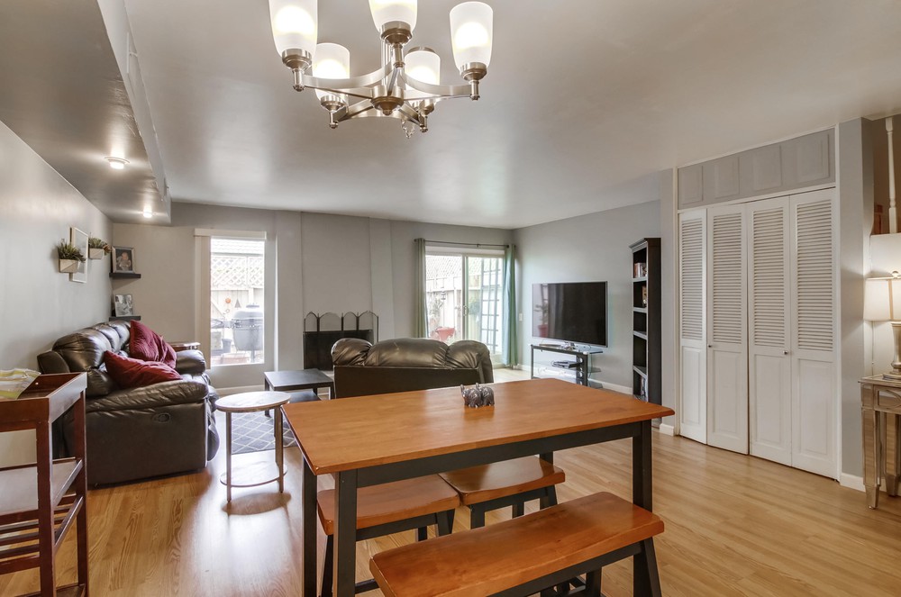 Virtual tour photo 15 of 52 for 4126 Loma Riviera Ln