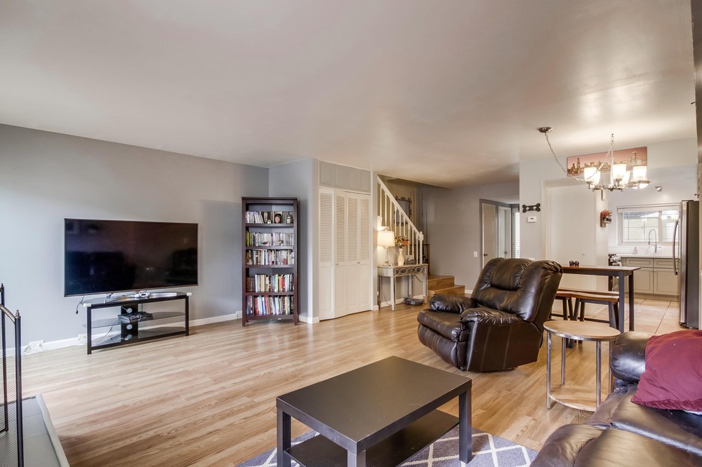 Virtual tour photo 16 of 52 for 4126 Loma Riviera Ln