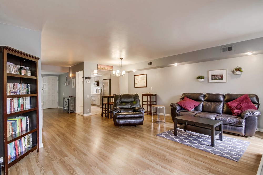 Virtual tour photo 17 of 52 for 4126 Loma Riviera Ln