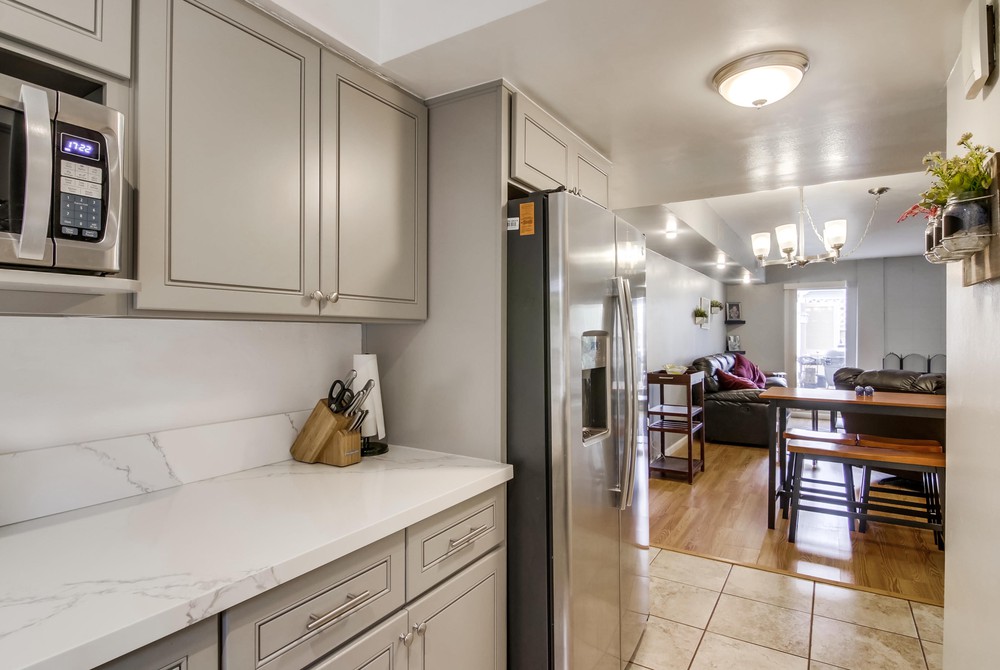 Virtual tour photo 27 of 52 for 4126 Loma Riviera Ln