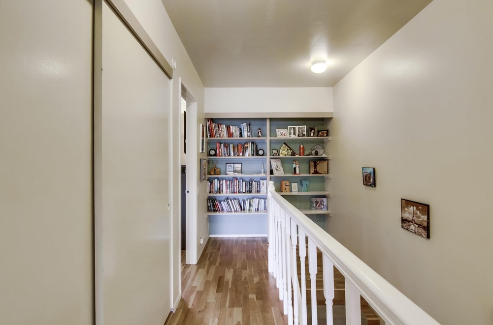 Virtual tour photo 33 of 52 for 4126 Loma Riviera Ln