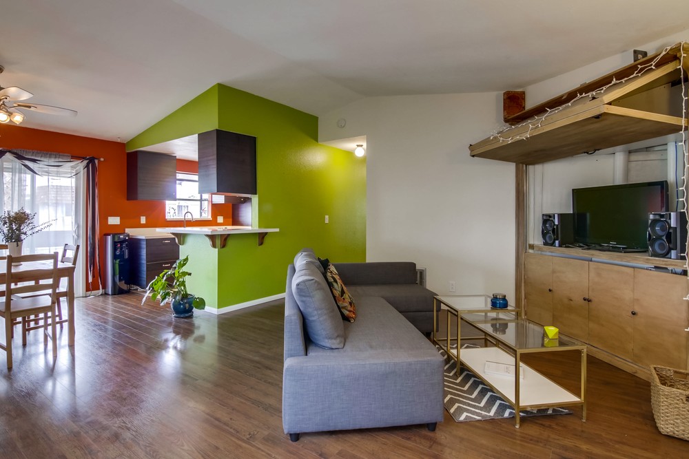 Virtual tour photo 12 of 43 for 4129 Highland Ave #4