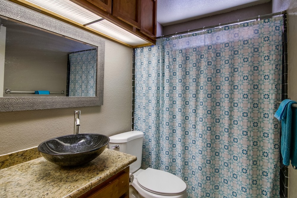 Virtual tour photo 40 of 43 for 4129 Highland Ave #4
